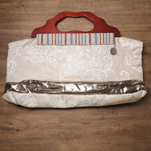 Vintage Lulu Tapestry Damask Floral Wood Handle Handbag Ivory Boho Carpet Bag - Picture 5 of 7